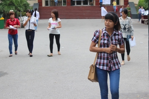 Thi Cao đẳng 2013 Đề thi Toán, Địa lý vừa sức